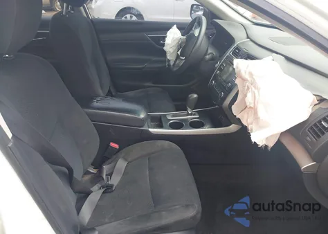 2015 Nissan Altima 2.5/S/Sv/Sl из США, поврежденный, VIN 1N4AL3AP9FN905041